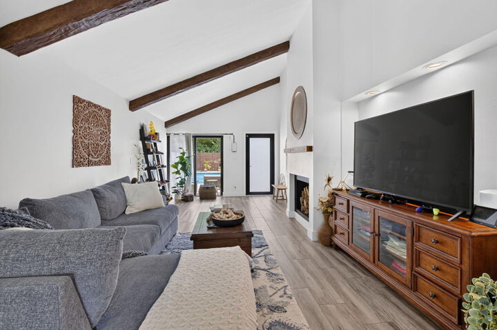 Property Photo:  5918 Patio Drive  FL 33433 