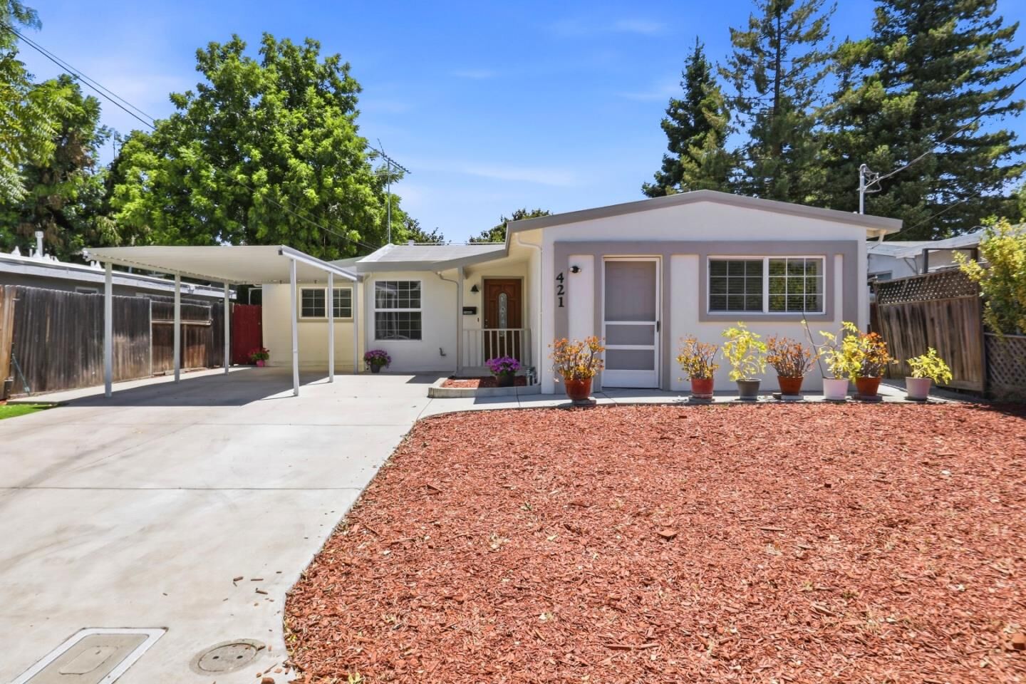 Property Photo:  421 Burgoyne Street  CA 94043 