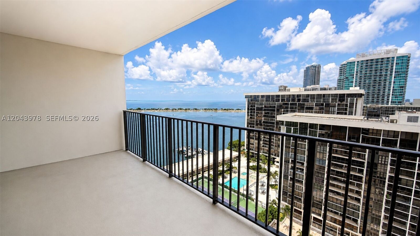 Property Photo: 1901 Brickell Av B2203 FL 33129