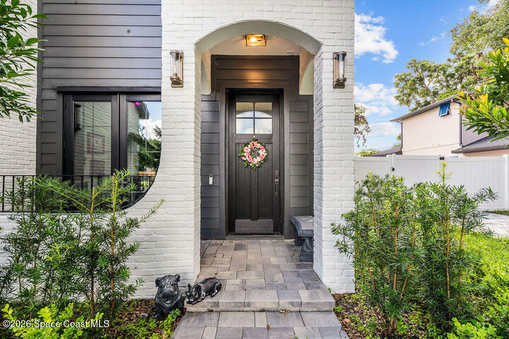 Property Photo:  1605 Jessamine Avenue  FL 32806 