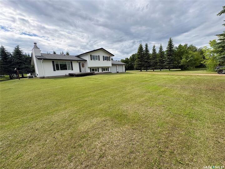 Property Photo:  136 Frank Avenue  SK S3N 1W8 