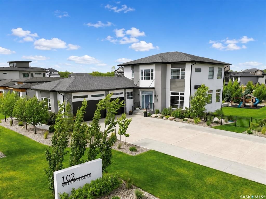 Property Photo: 102 Greenbryre Avenue SK S7V 0J4