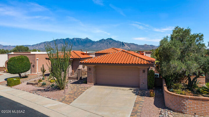 Property Photo:  1587 W Baltusrol  AZ 85622 