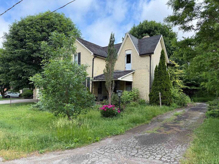 Property Photo:  190 Church Street  ON N0M 1A0 