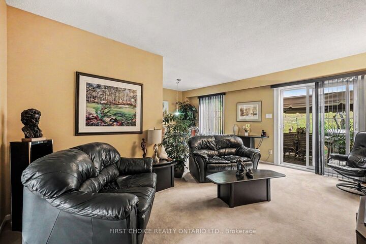 Property Photo: 1793 Axminster Court 34 ON K1C 1Z5