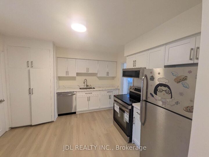 Property Photo:  7900 Yonge Street  ON L9S 1A8 