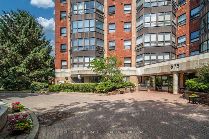 Property Photo: 675 Davis Drive 611 ON K7M 8L5