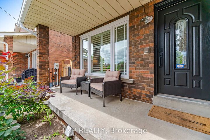 Property Photo: 70 Embassy Drive ON L4L 5B1