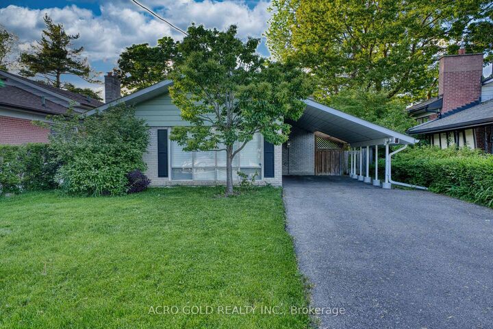 Property Photo: 10 Kennebec Crescent ON M9W 2R7