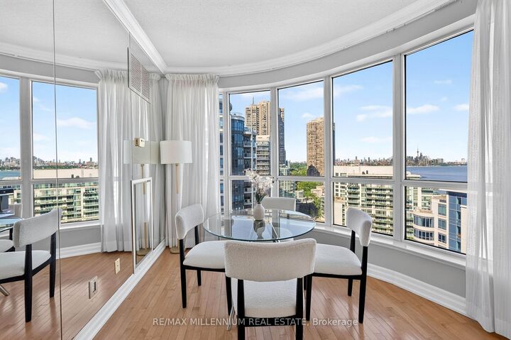 Property Photo:  2087 Lake Shore Boulevard W 1503  ON M8V 4G3 