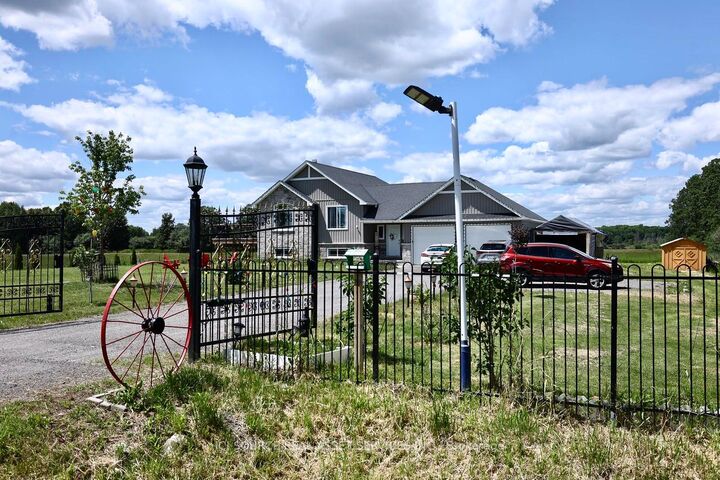 Property Photo: 1611 Harmony Road ON K0K 1V0