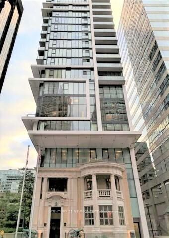 Property Photo:  426 University Avenue 2607  ON M5G 1S9 