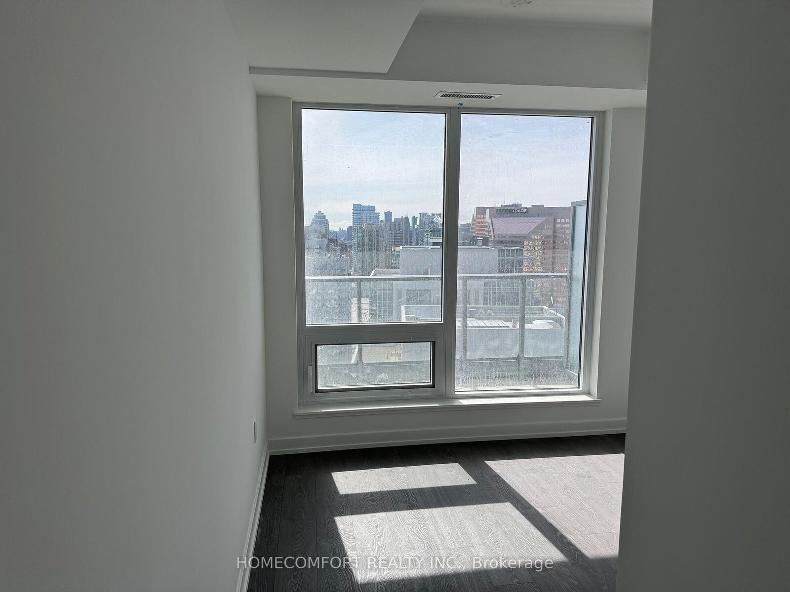 Property Photo:  8 Olympic Garden Drive S2604  ON M2M 0B9 