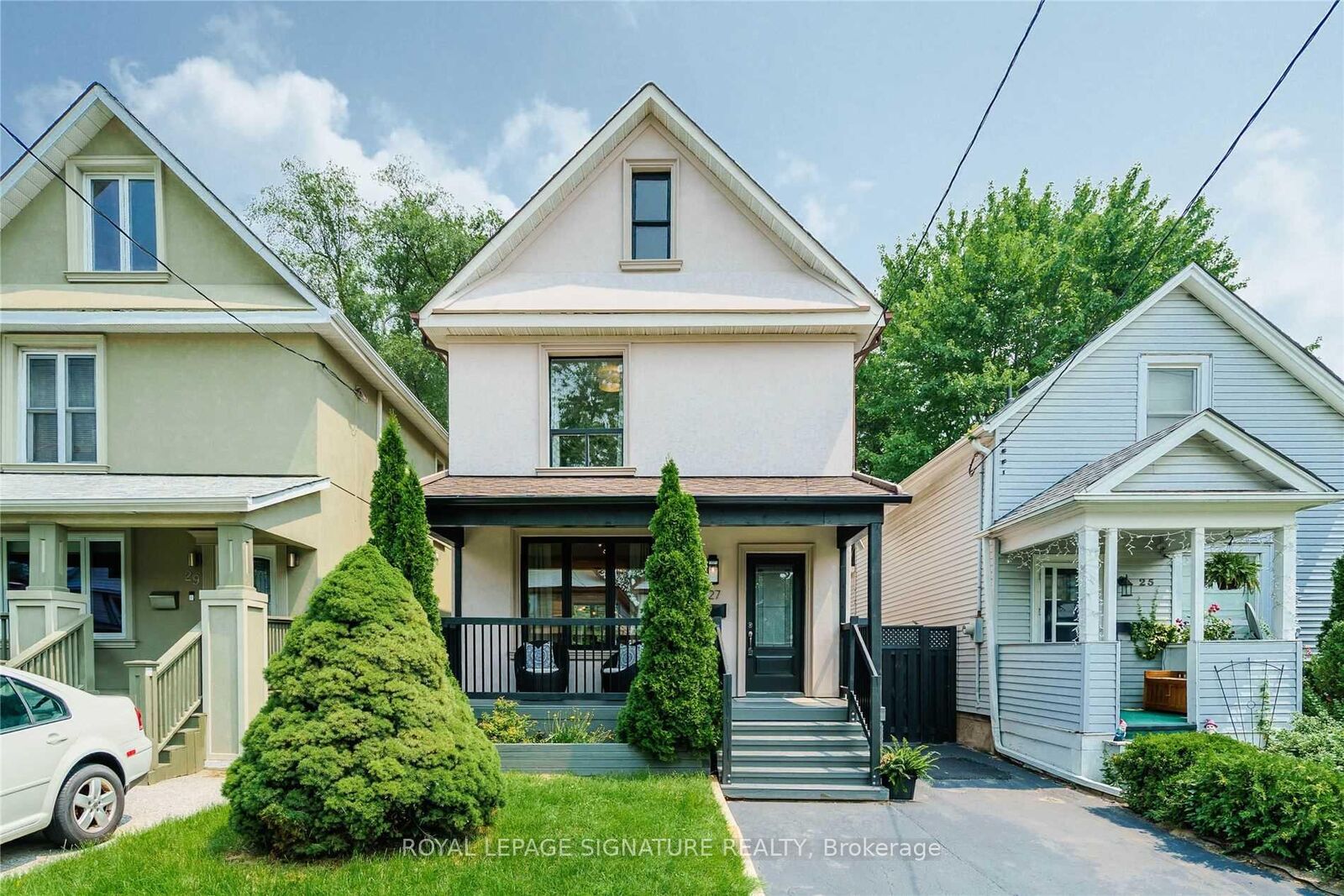 Property Photo:  27 Coleridge Avenue  ON M4C 4H4 