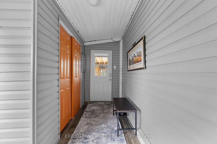 1922 Kerr Line Road — photo 1