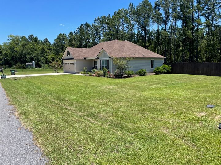 Property Photo: 8 Bryant Dr GA 31645