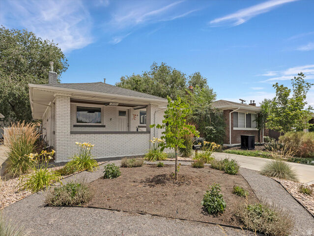 Property Photo:  2005 S 700 E  UT 84105 