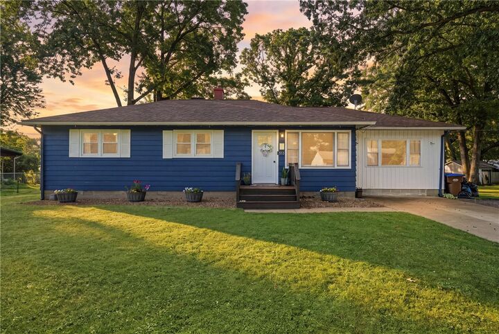 Property Photo:  316 Crestview Drive  PA 16323 