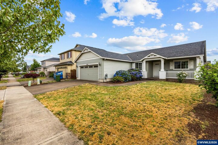 Property Photo: 3090 Reed Av OR 97071