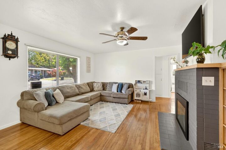 Property Photo:  92 Oak Knoll Road  CA 95482 