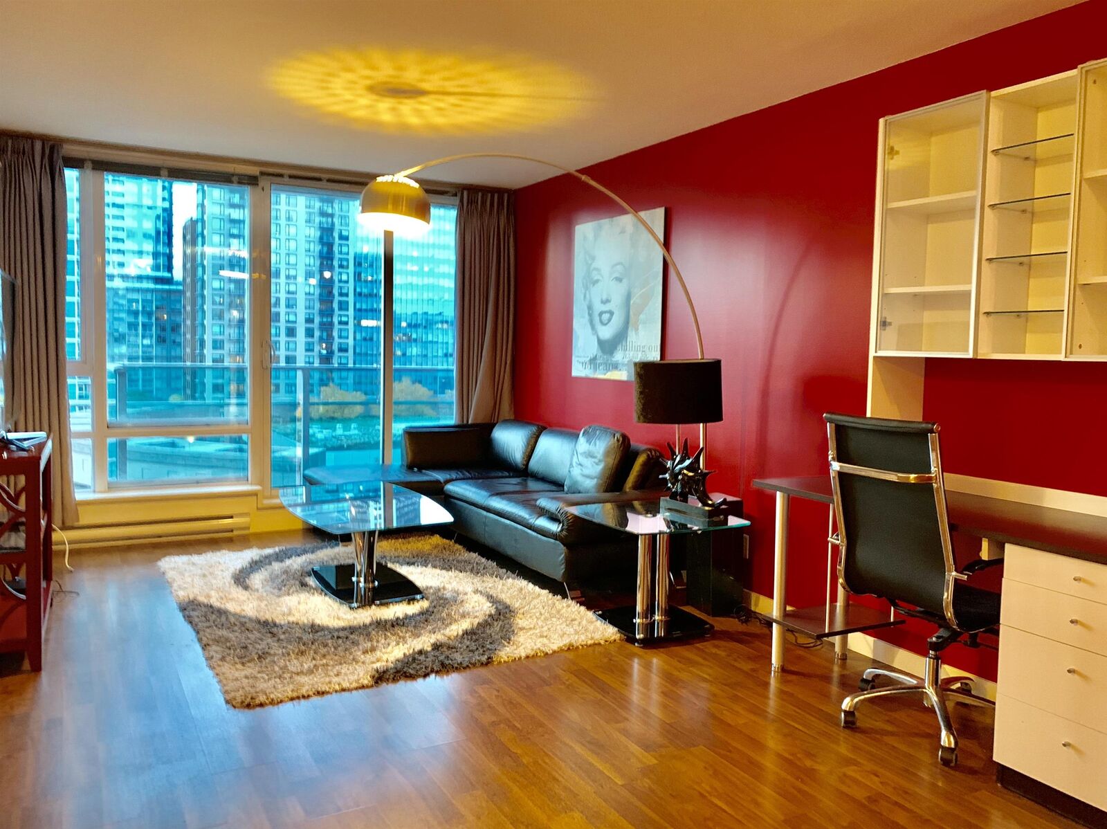 Property Photo: 788 Hamilton Street 2207 BC V6B 0E9