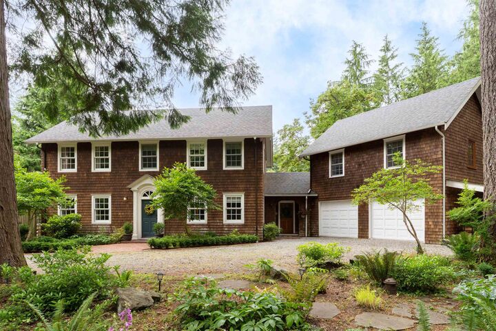 Property Photo: 740 Minnows Lane BC V0N 1G2