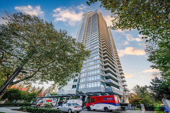 Property Photo: 4880 Bennett Street 2707 BC V5H 0C1