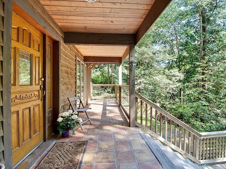 Property Photo: 1099 Miller Road BC V0N 1G1