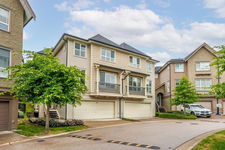 10489 Delsom Crescent 82 — photo 1