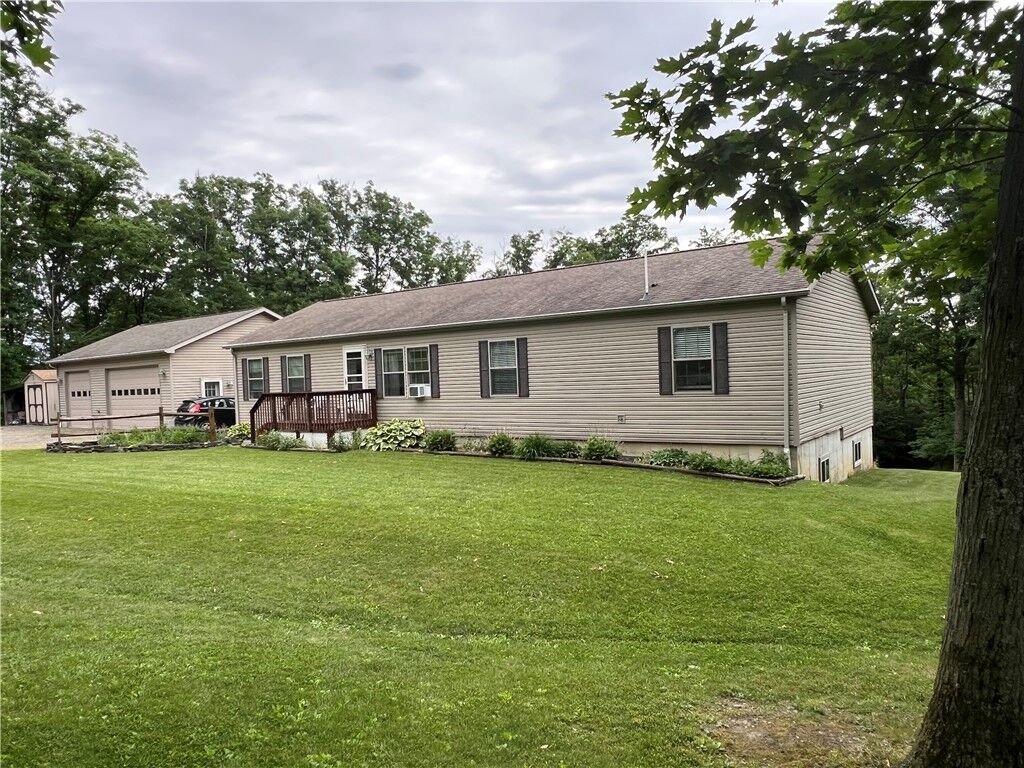 Property Photo:  332 Vanderhoff Road  NY 14864 