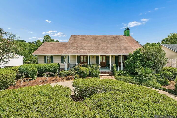Property Photo:  11545 Rue De Tonti  LA 70810 