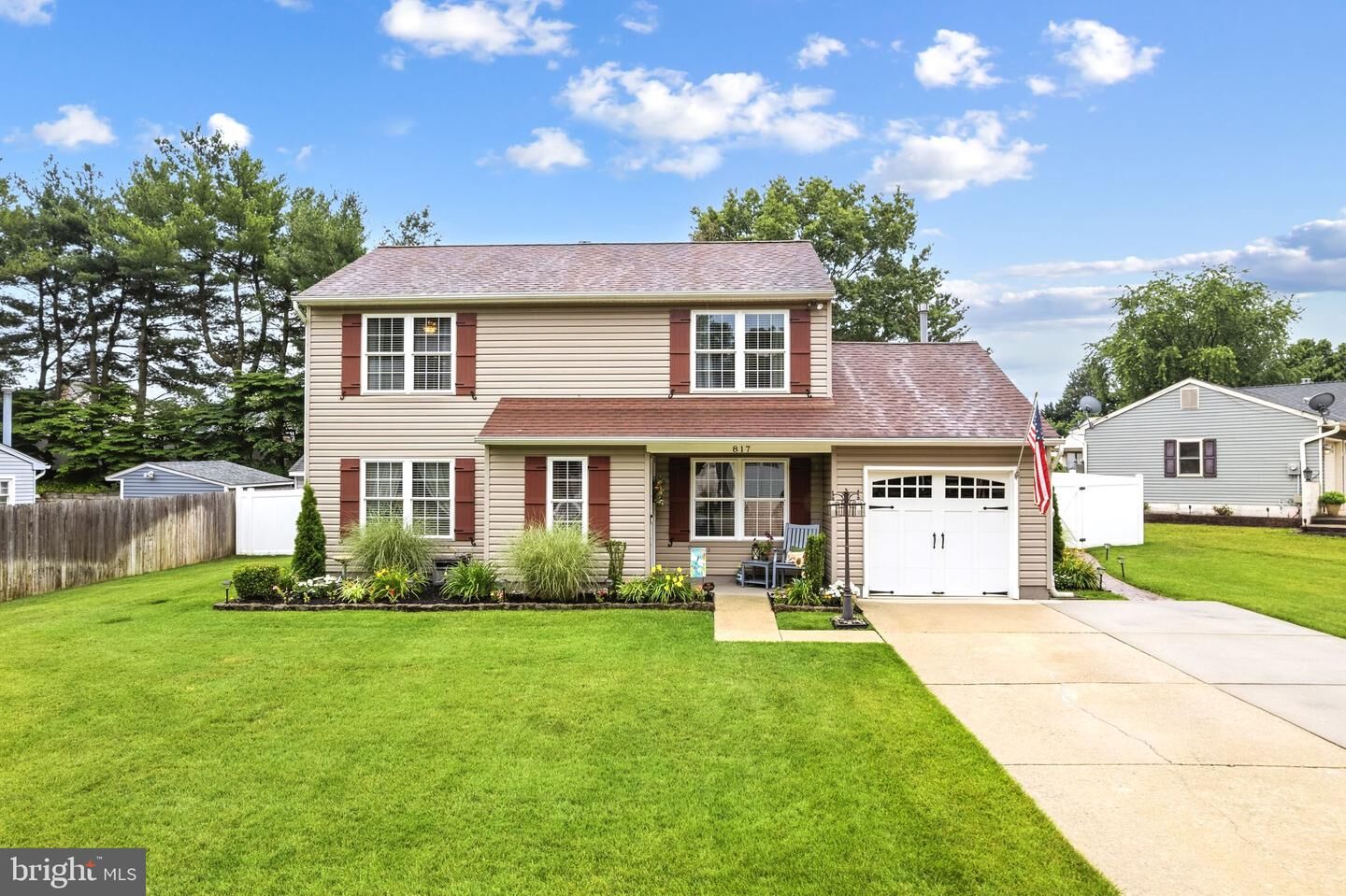 Property Photo:  817 Richmond Drive  NJ 08081 