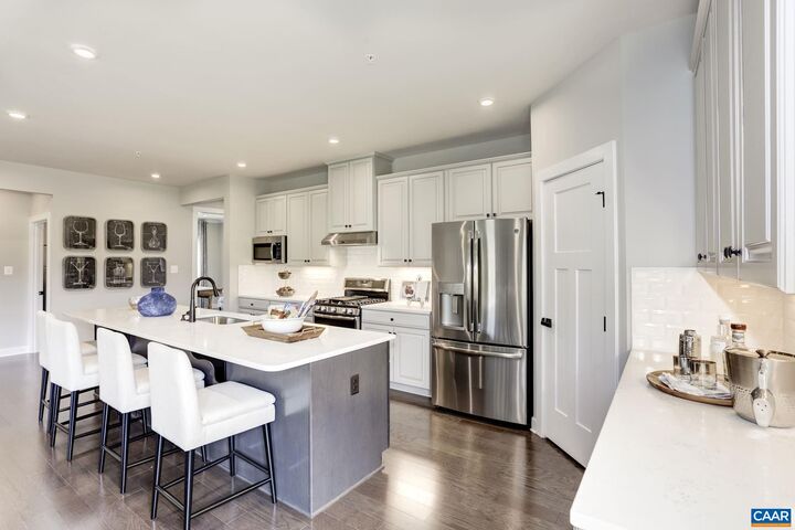 Property Photo: 5714 Terrapin Trce VA 22947