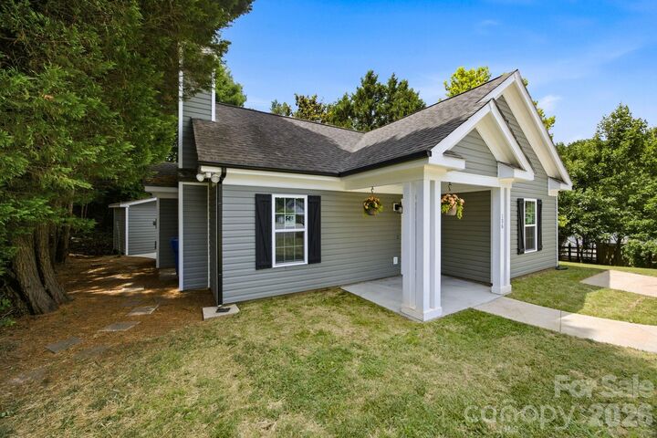 Property Photo:  106 Moonflower Court  NC 28115 