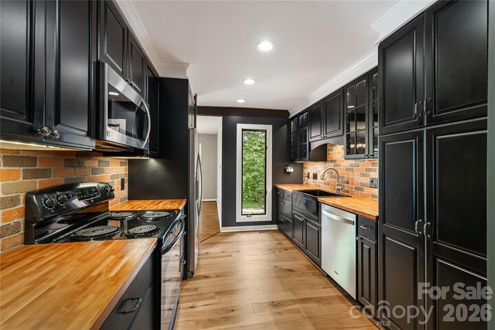 Property Photo: 21 Village Drive NC 28803