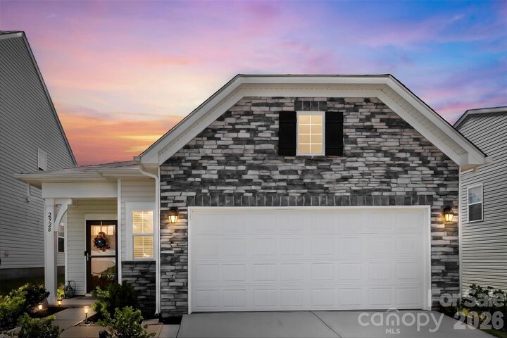 Property Photo:  2928 Legacy Ridge Lane  NC 28609 