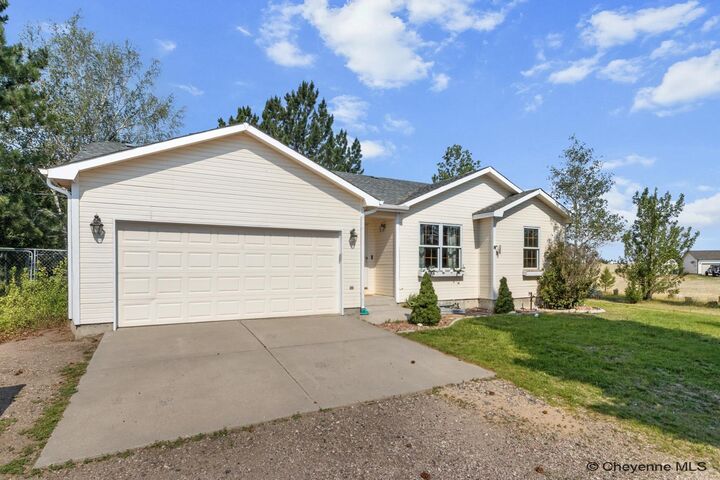 Property Photo: 7818 Surrey Rd WY 82009