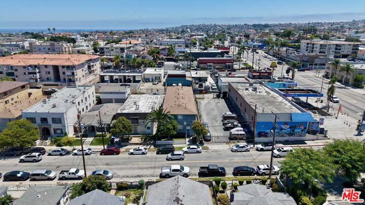 Property Photo: 663 W 5th St CA 90731
