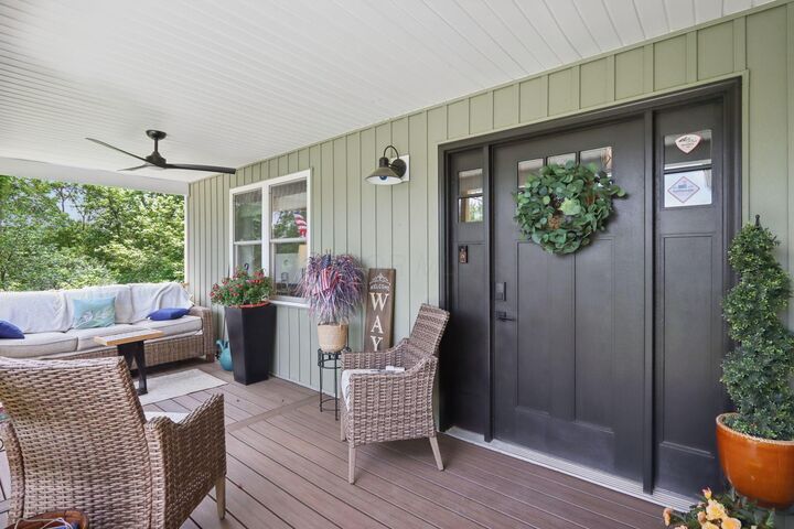 Property Photo:  421 McIntosh Drive  OH 43028 