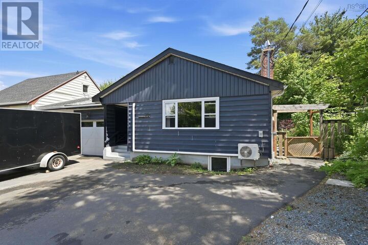 8 Gordon Street — photo 1