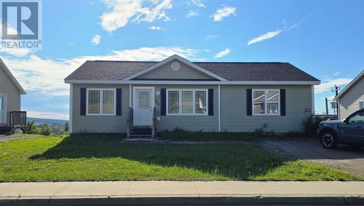 128 Raven Avenue — photo 1