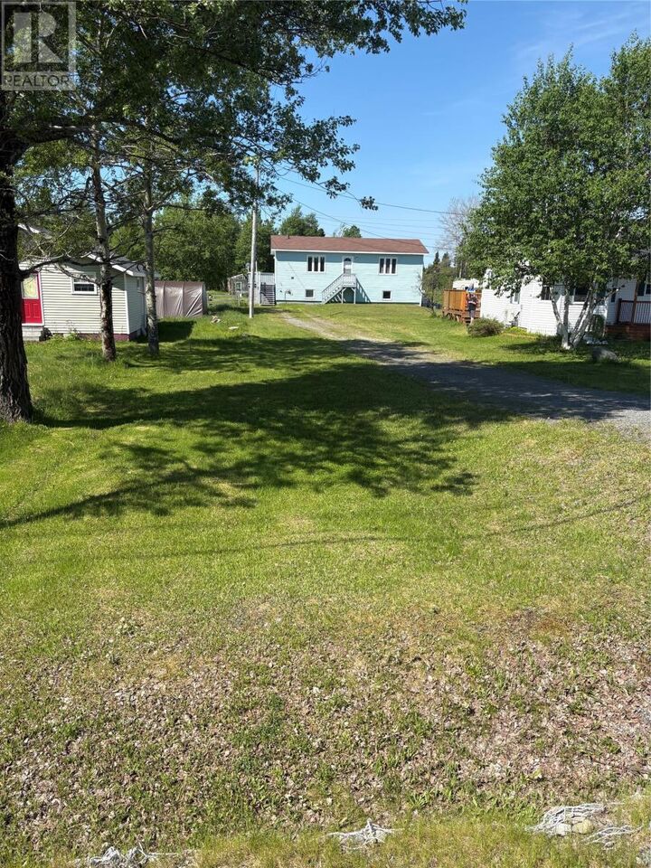 35 Badger Drive — photo 1