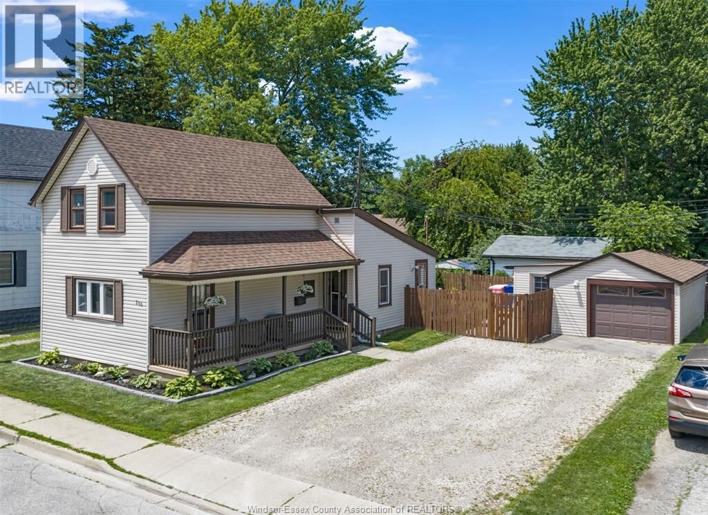 Property Photo:  200 Gore Street  ON N9V 1L4 