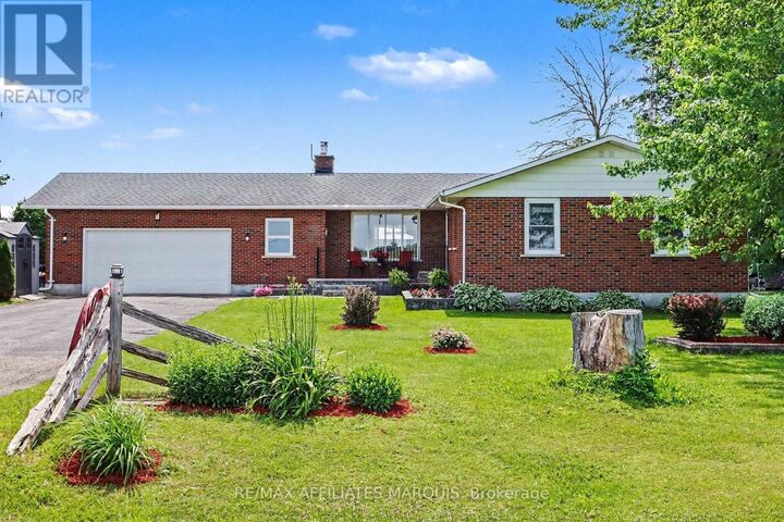 Property Photo: 929 Kitley/S Elmsley Townline Rd,RR#4 Road ON K7A 4S5