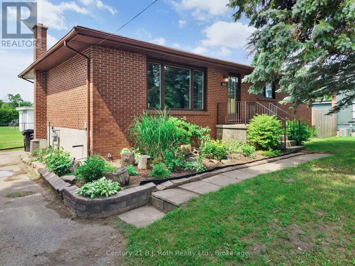 8240 93 Highway — photo 1
