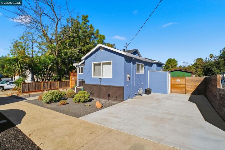 Property Photo: 22824 High Street CA 94541