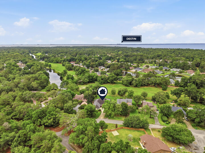 Property Photo:  746 Prestwick Drive  FL 32578 