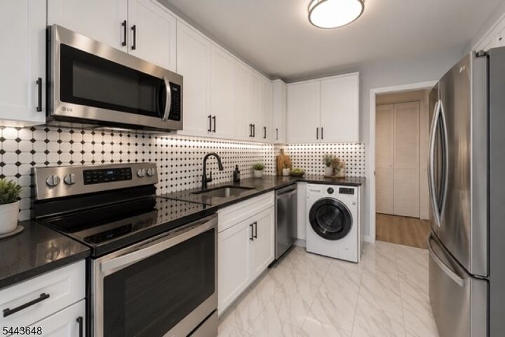 Property Photo:  1 Claridge Dr 114  NJ 07044 