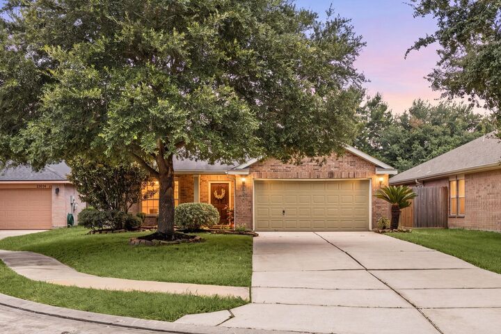 Property Photo:  25030 Emporia Point Court  TX 77494 
