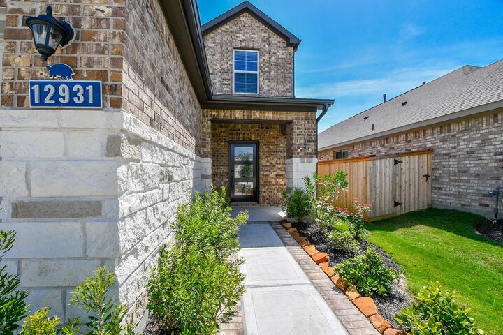 Property Photo:  12931 California Palm Court  TX 77433 